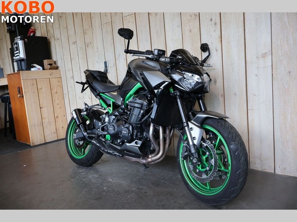 Kawasaki Z 900 (bj 2024), 903 cc, 4 cilinders, Motorrijbewijs A, Bedrijf