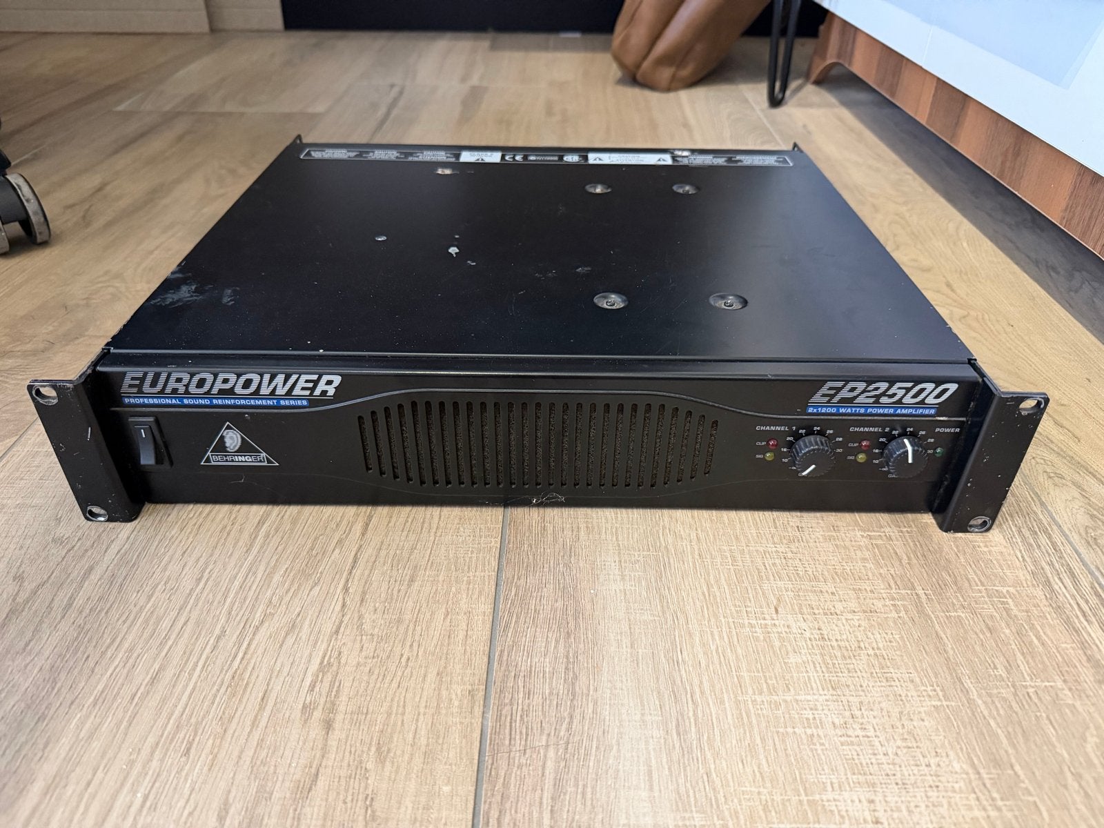 Europower EP2500 PA Versterker - 1 Kanaal Defect, Ophalen, Gebruikt, 1000 watt of meer, P.A.
