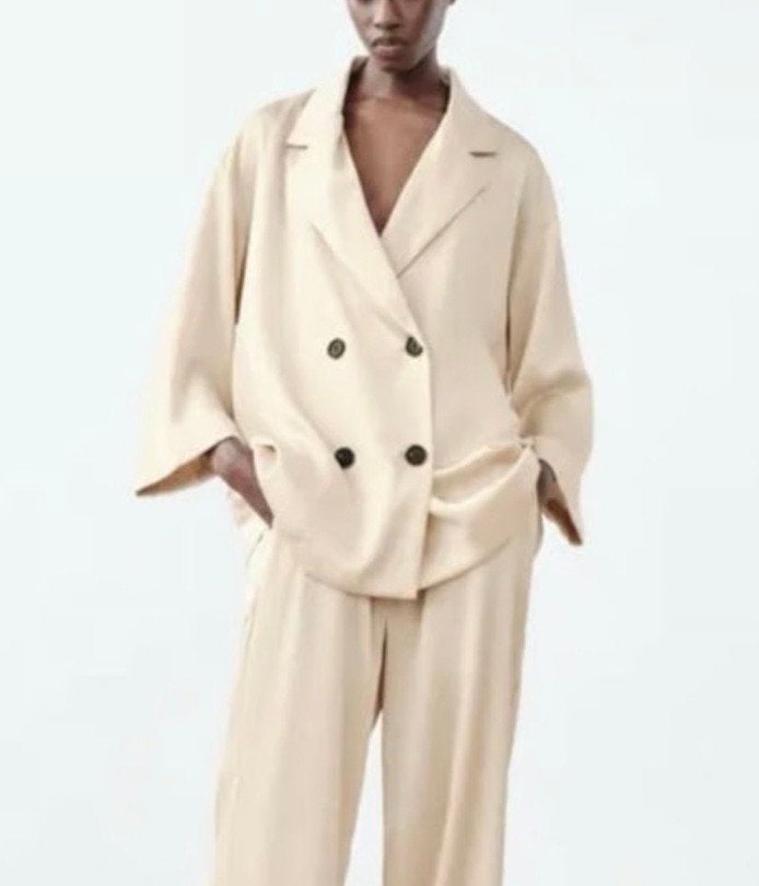 zara wrinkled soft gold blazer nieuw casual oversized M-l-xl, Maat 42/44 (L), Nieuw, Ophalen of Verzenden, Jasje