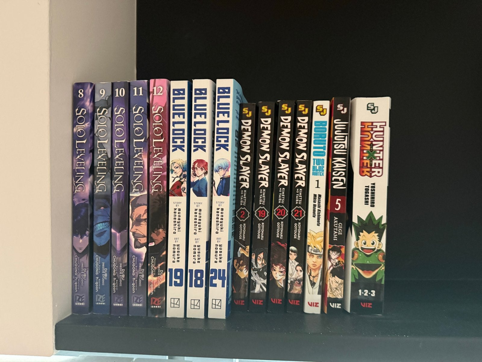 Manga collectie: Solo Leveling, Blue Lock, Demon Slayer, Boeken, Meerdere stripboeken, Ophalen of Verzenden, Zo goed als nieuw