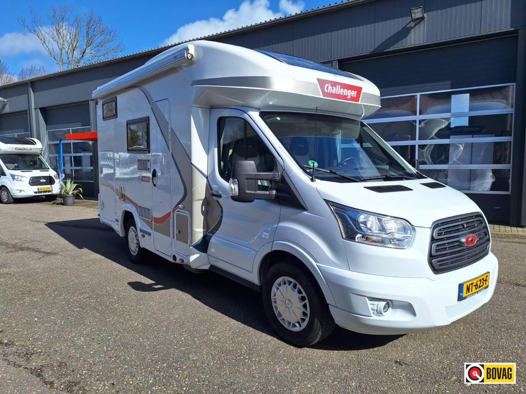 Challenger Genesis 194 Trigano FD4 194, Caravans en Kamperen, Campers, Standaard zit, Ford, Bedrijf, Luifel
