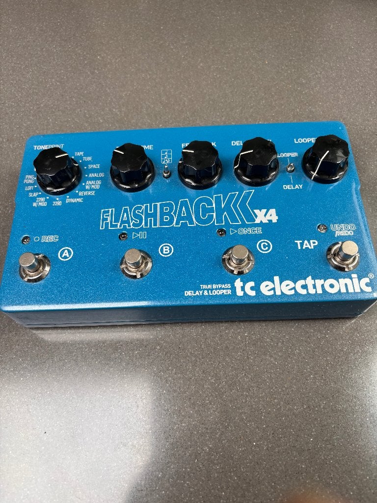 TC Flashback X4, Muziek en Instrumenten, Effecten, Ophalen of Verzenden, Gebruikt, Delay of Echo