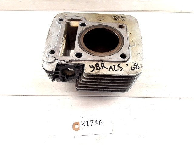 YBR125 2007 - 2011 Yamaha Motorblok onderdelen D1-39952, Motoren