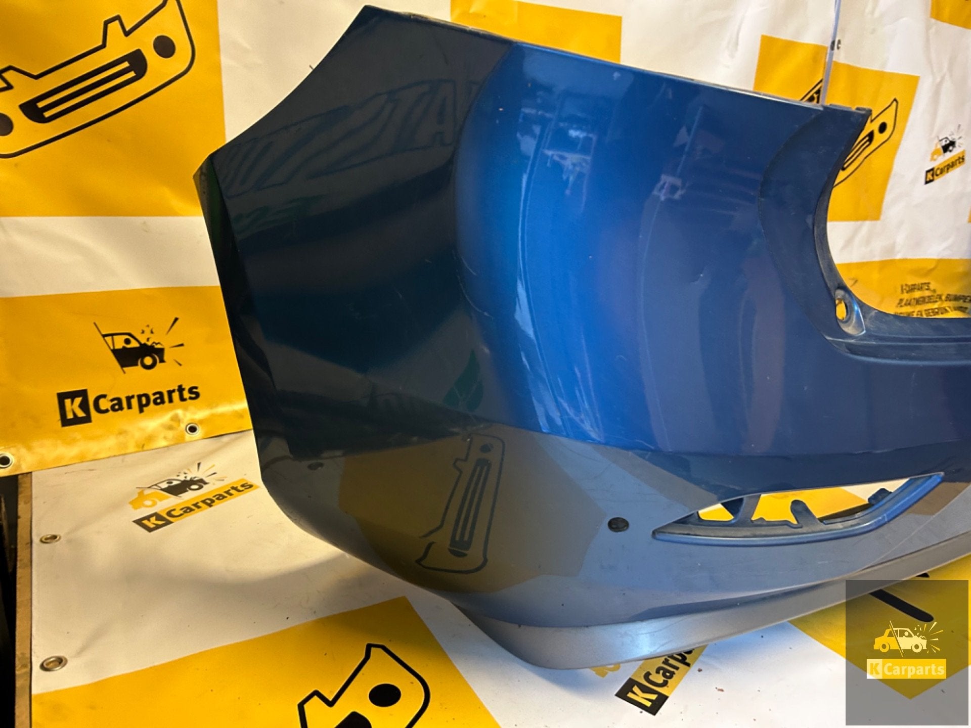 Volvo V40 R-Design Achterbumper Bumper 4xPDC Origineel!, Gebruikt, Gunnar Engellaus vag 8
405 31  Gothenburg, SE, Info@volvocars.com