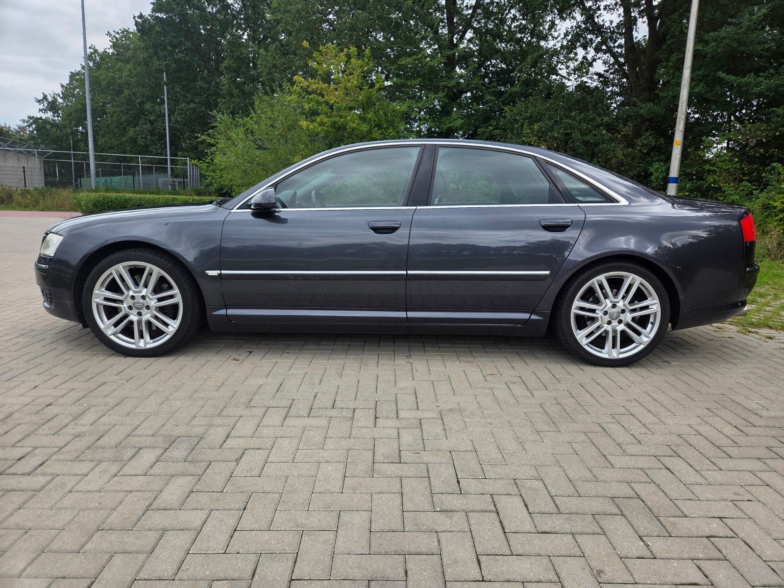Audi A8 4.2 Quattro 246KW AUT 2006 Grijs, Automaat, 4172 cc, Blauw, Panoramadak