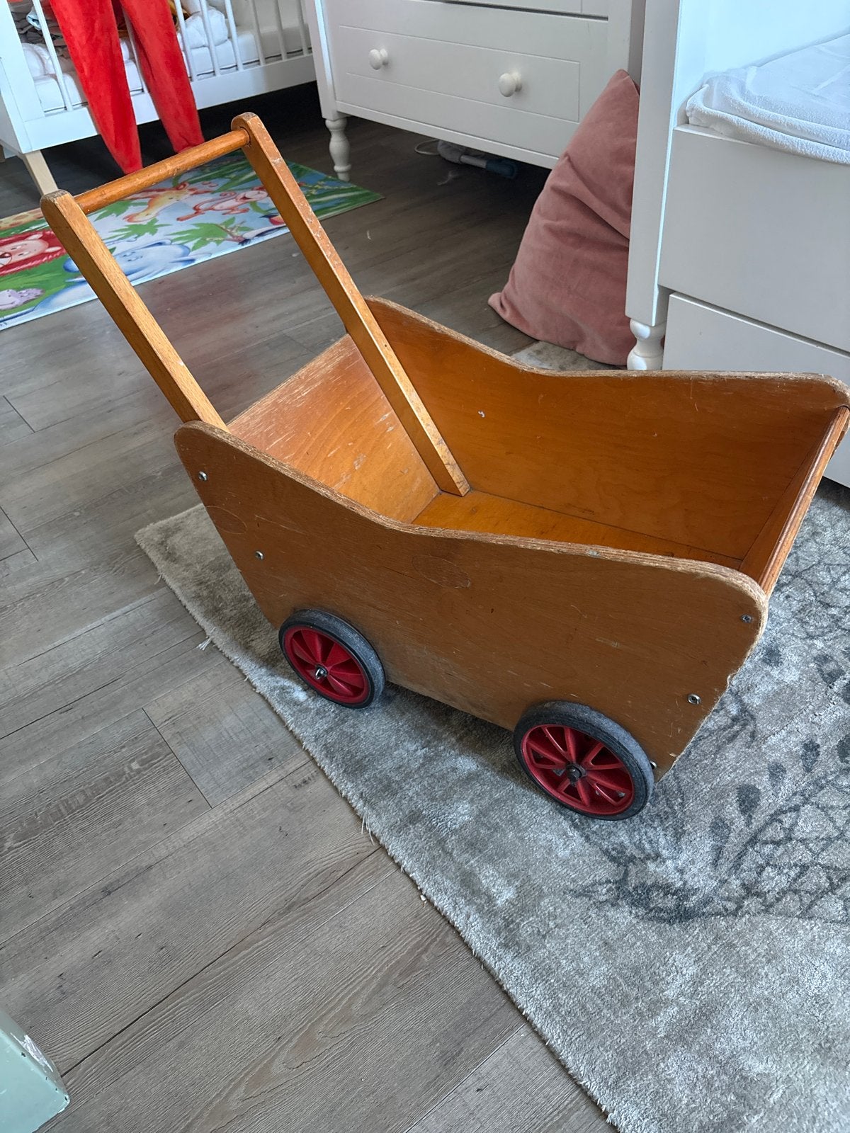 Houten loopwagen / poppenwagen. Vintage, Ophalen, Gebruikt, Jongen of Meisje