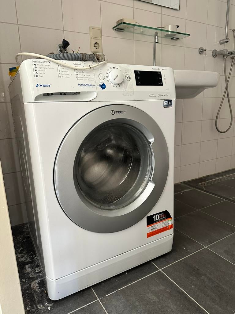 Indesit wasmachine 8kg 1400rpm – werkt perfect, Ophalen, Zo goed als nieuw, 1200 tot 1600 toeren, 85 tot 90 cm