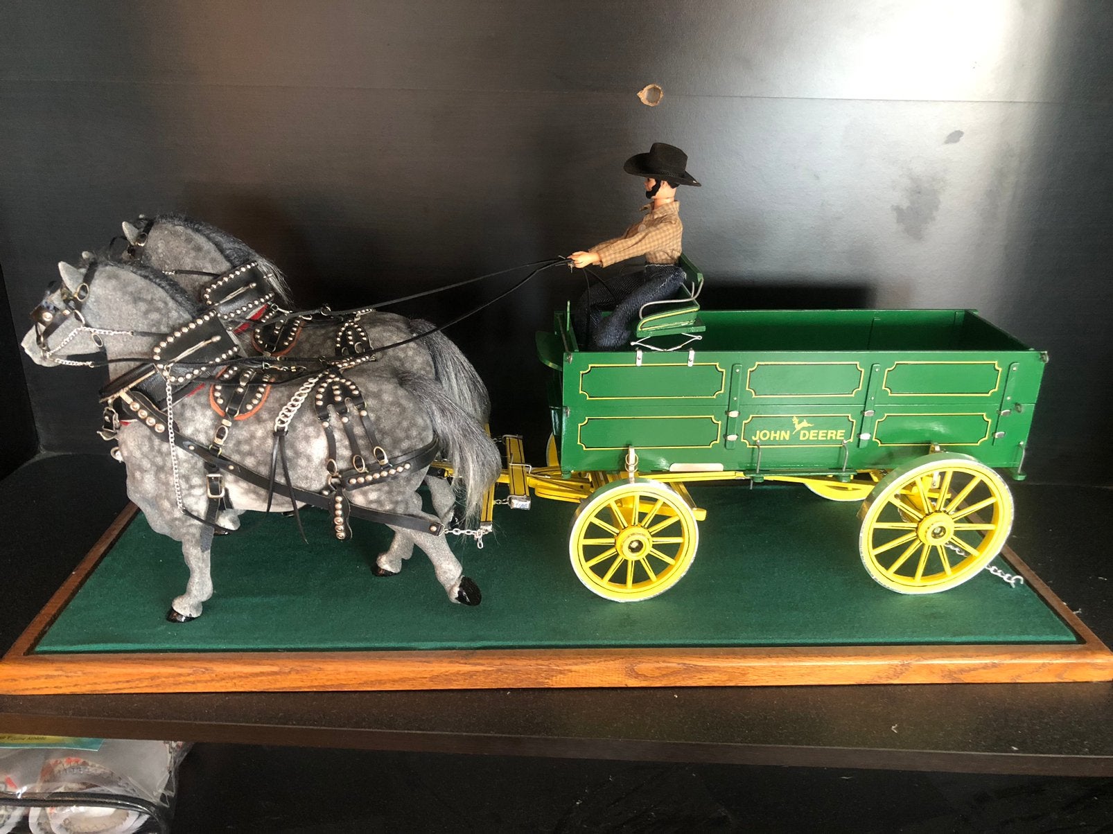 1/9 Scale Reigsecker Model Horses John Deere Farm Wagon Set, Ophalen, Zo goed als nieuw, Paard, Beeldje of Figuurtje