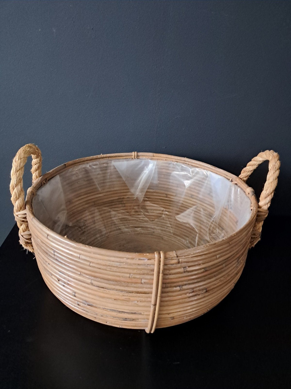 Rotan mand Jez Groot 45x45x22cm, riet, Met handvatten, Mand, Rond, Ophalen of Verzenden