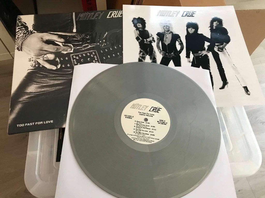 Mötley Crüe Too fast for love Leathur Silver VInyl LP, Cd's en Dvd's, Vinyl | Hardrock en Metal, Colored vinyl, Verzenden, Zo goed als nieuw