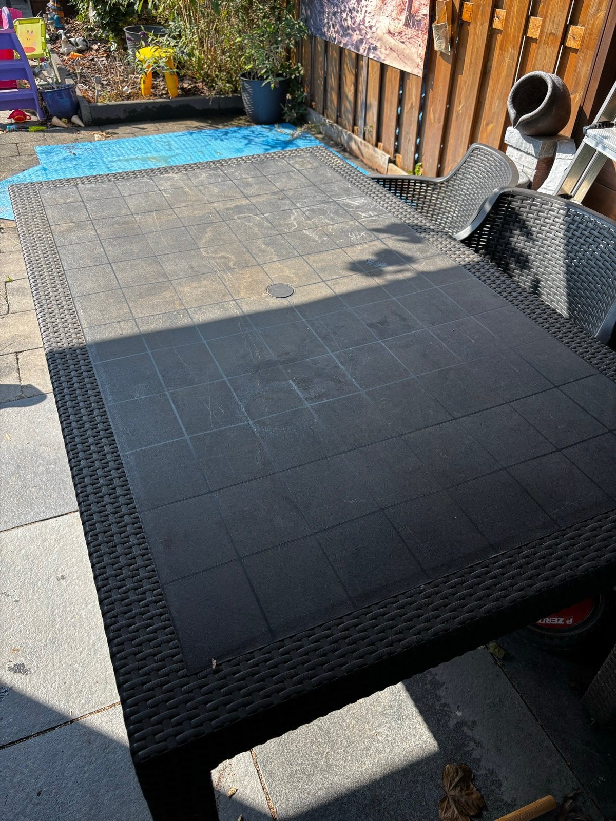 Tuinset kunststof zwart - Tafel met 4 stoelen, Tuin en Terras, Tuinsets en Loungesets, Ophalen, 4 zitplaatsen, Kunststof, Gebruikt