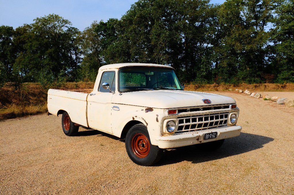 Ford F100 V8 1965 pickup ORGINEEL, Achterwielaandrijving, Wit, Leder, Ford