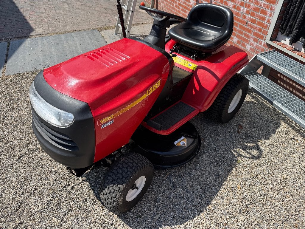Dikke zitmaaier husqvarna Lazer, Ophalen, Versnellingen, Zo goed als nieuw, 90 tot 120 cm