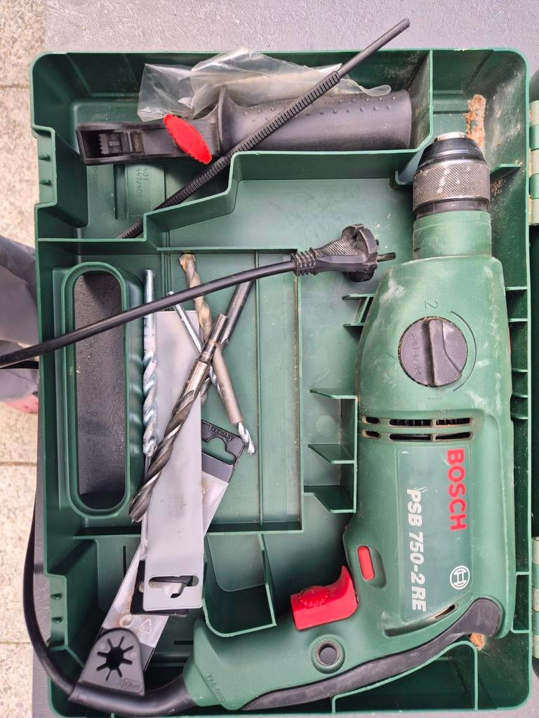 Bosch PSB 750-2 RE Klopboormachine met accessoires, Doe-het-zelf en Verbouw, Gereedschap | Boormachines, Variabele snelheid, Ophalen