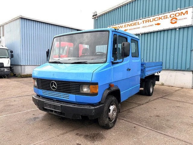 Mercedes-Benz 609 DK CREWCAB 4x2 3-WAY MEILLER KIPPER (MANUA, Auto's, Blauw, Mercedes-Benz, Bedrijf, Te koop