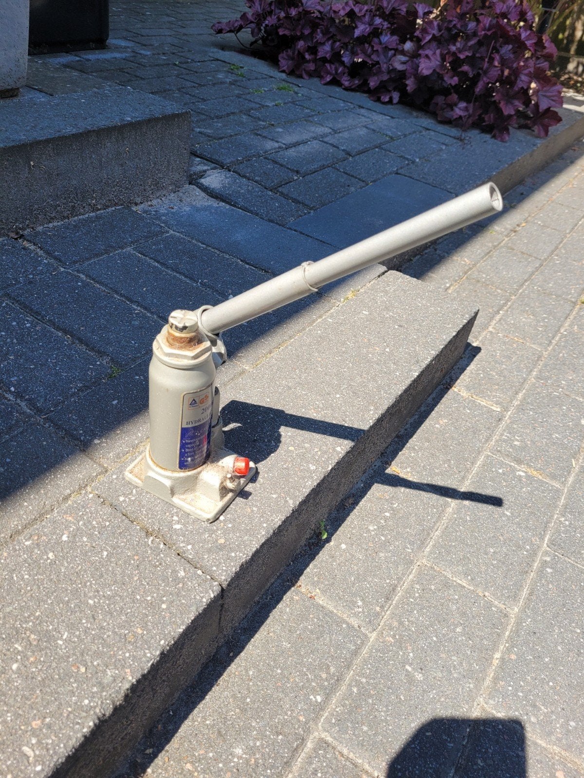 Hydraulisch Oliekrikje 2000kg - Hydraulic Jack, Auto diversen, Krikken, Ophalen of Verzenden, Gebruikt, Hydraulisch, Potkrik
