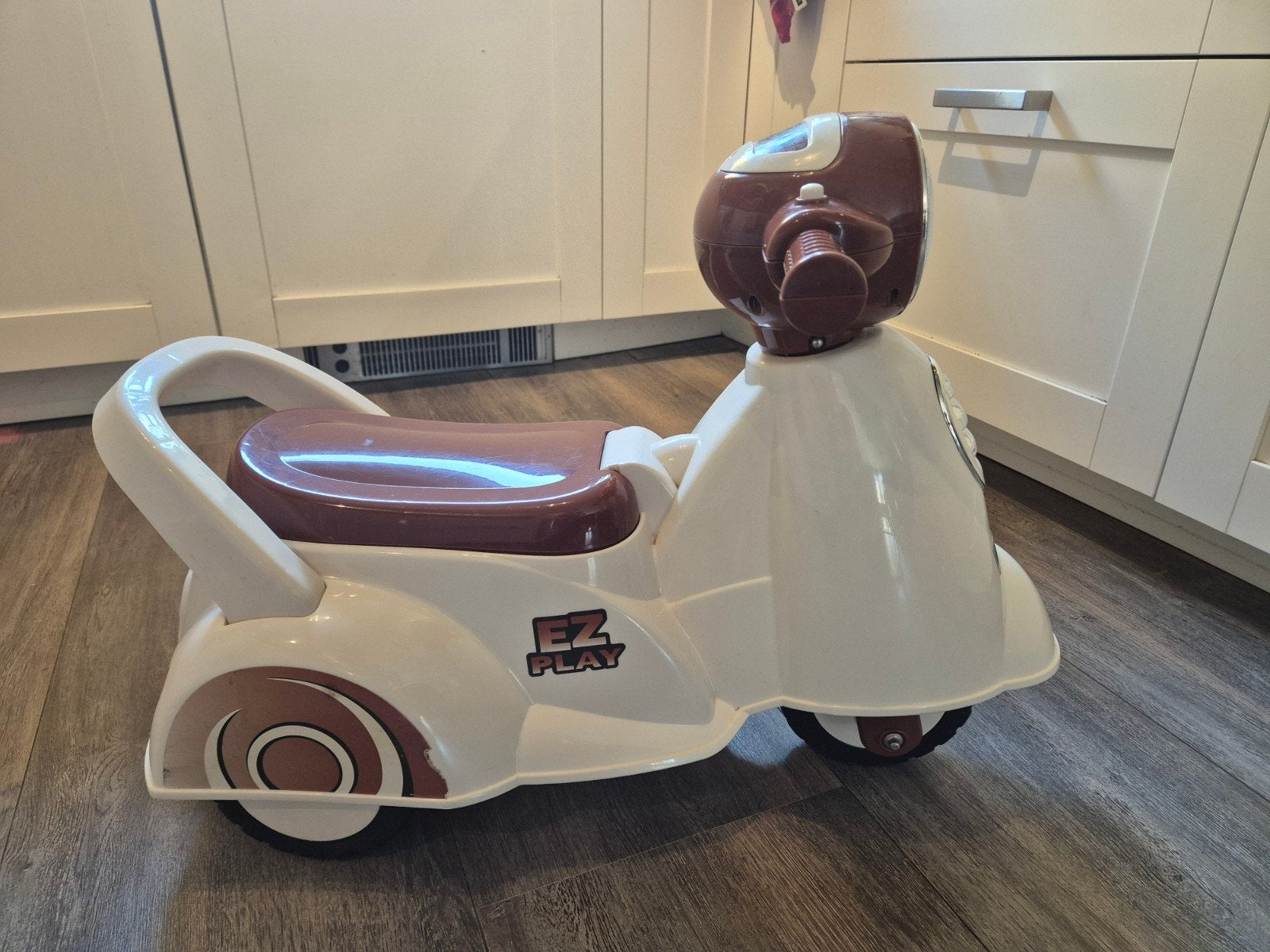 kinder scooter EZ play, Kinderen en Baby's, Ophalen, Gebruikt, Loopvoertuig