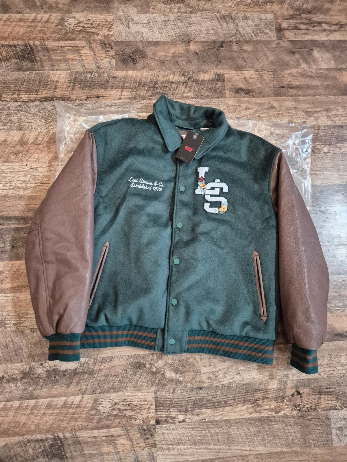 Nieuwe Levi's Rowan Varsity Jas - Groen/Bruin XL, Levi's, Ophalen of Verzenden, Groen, Maat 56/58 (XL)