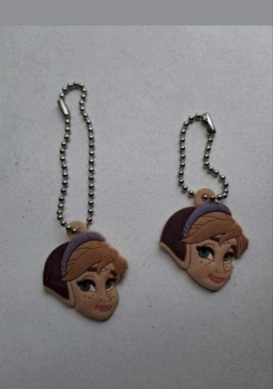 Frozen disney anna elsa sleutelhanger Nieuw!, Verzamelen, Disney, Ophalen of Verzenden, Overige figuren, Nieuw