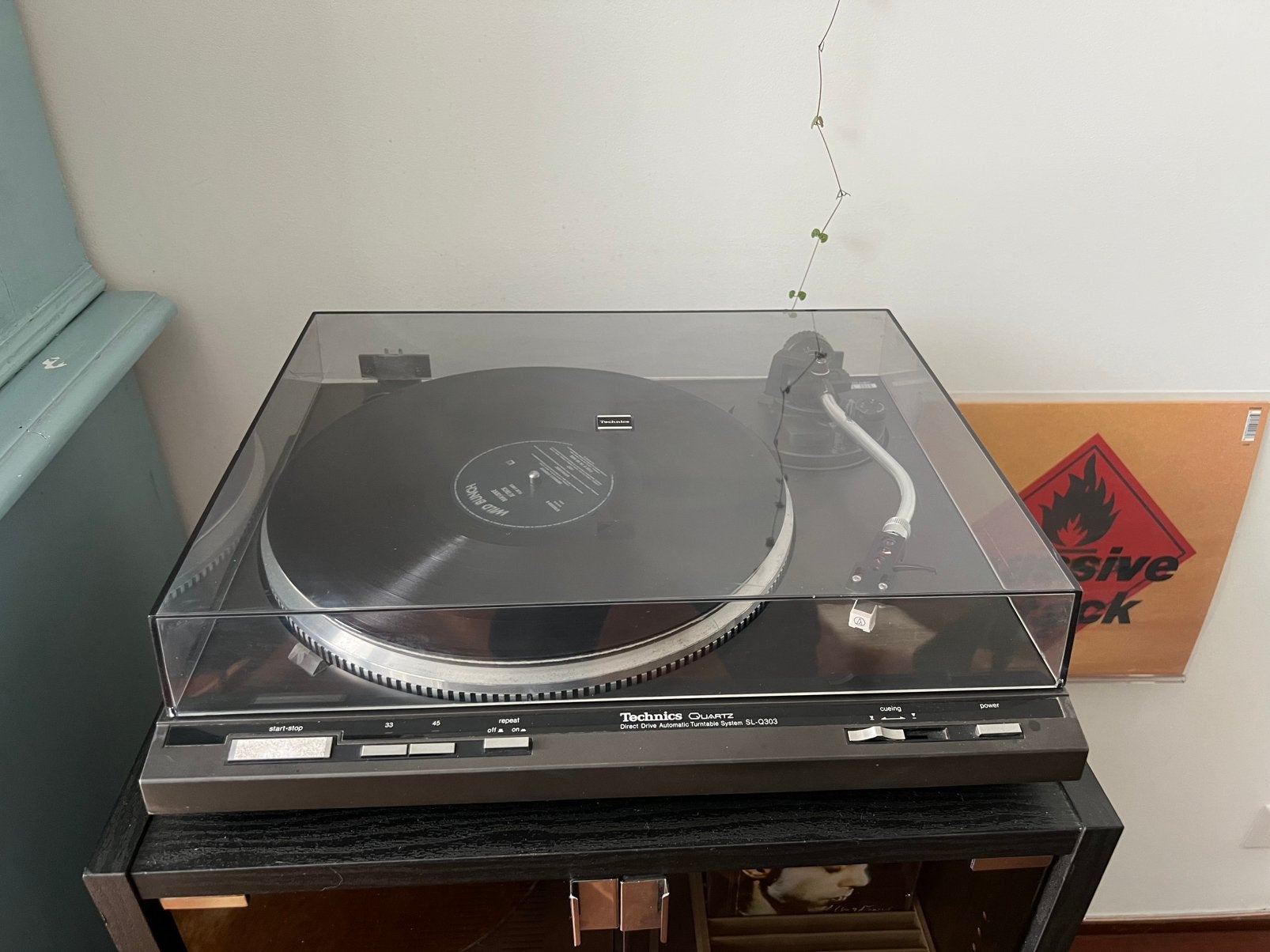 Mooie Technics SL- Q303 inclusief originele handleiding, Ophalen, Automatisch, Zo goed als nieuw, Platenspeler