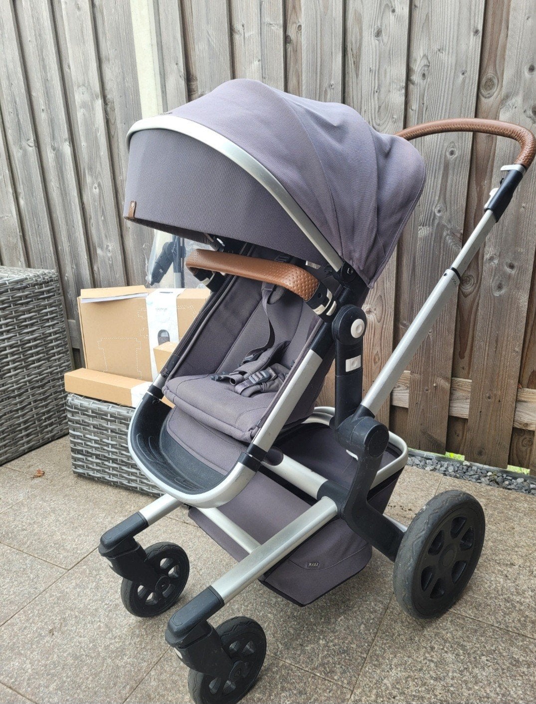 Joolz Day 3 kinderwagen Hippo Grey met accessoires, Gebruikt, Combiwagen, Met reiswieg, Ophalen