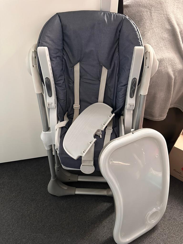 Chicco eetstoel, Kinderen en Baby's, Kinderstoelen, Ophalen, Zo goed als nieuw