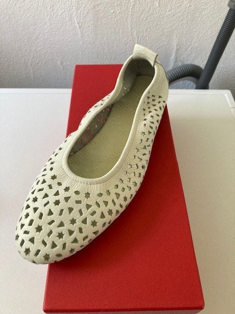 Witte Arche ballerina Lilly maat 38, Wit, Zo goed als nieuw, Arche, Ballerina's