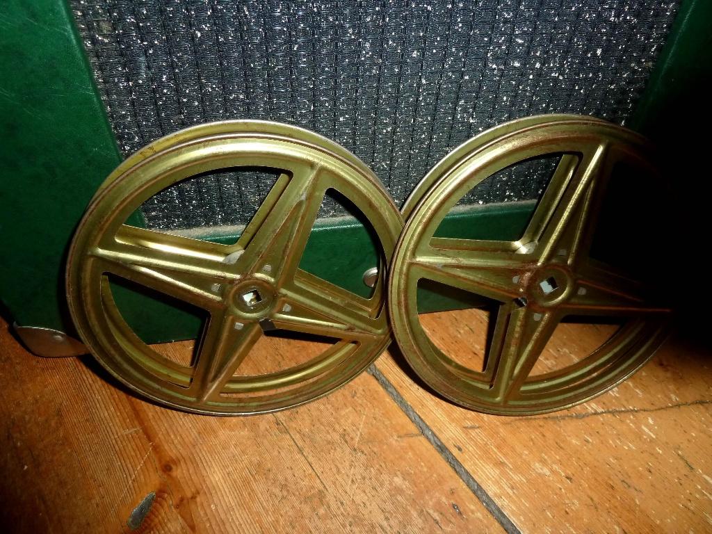 16mm film vintage 2 stuks identieke reels 120mtr decoratief-, Ophalen of Verzenden, 16mm film
