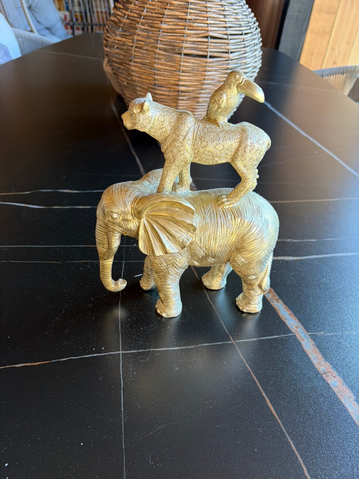 Beeldje met dieren, Huis en Inrichting, Woonaccessoires | Overige, Ophalen of Verzenden, Zo goed als nieuw