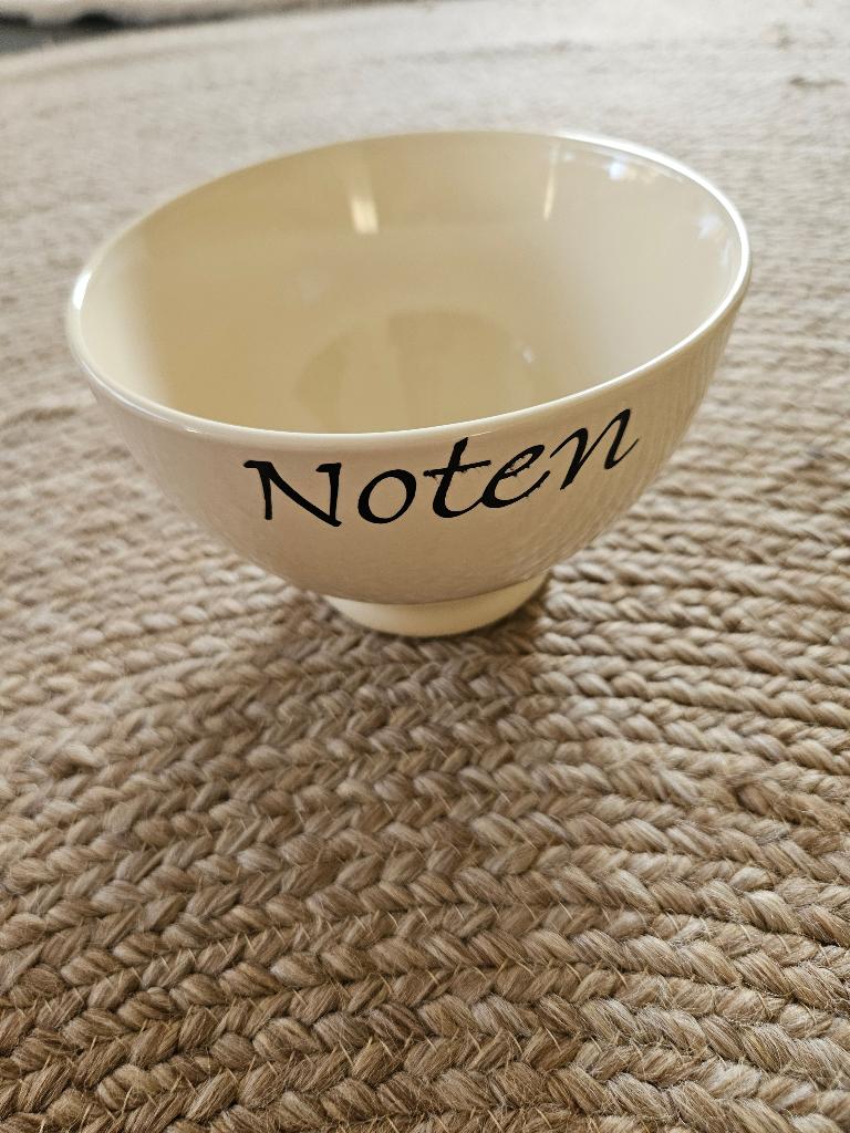 Schaaltje "noten", Overige materialen, Ophalen of Verzenden, Overige stijlen, Schaal of Schalen