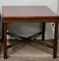 Heldense (bijzet) tafel, Ophalen