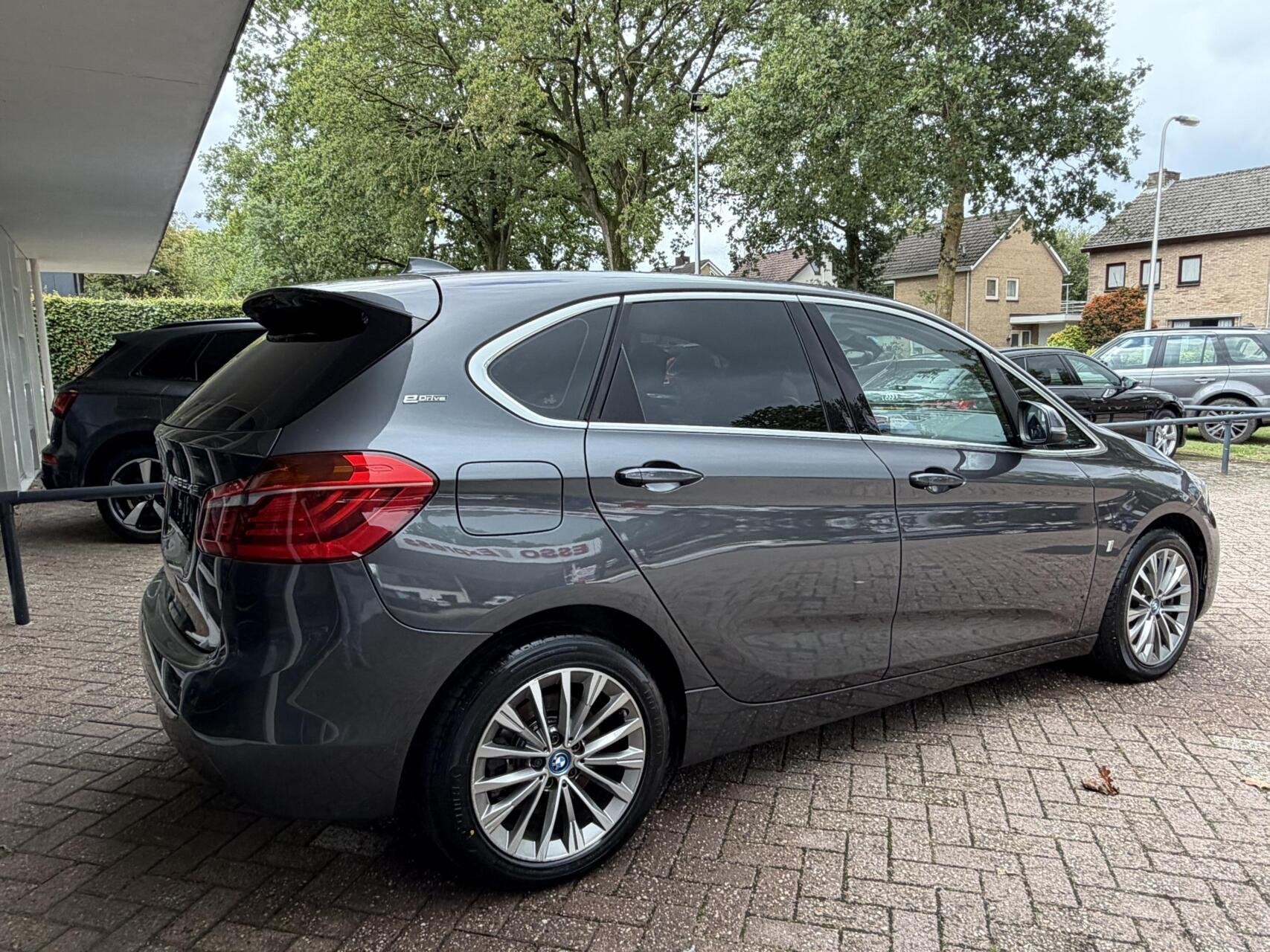 BMW 2-serie Active Tourer 225xe iPerformance Climat, Bluetoo, Automaat, Gebruikt, Met garantie (alle), Leder