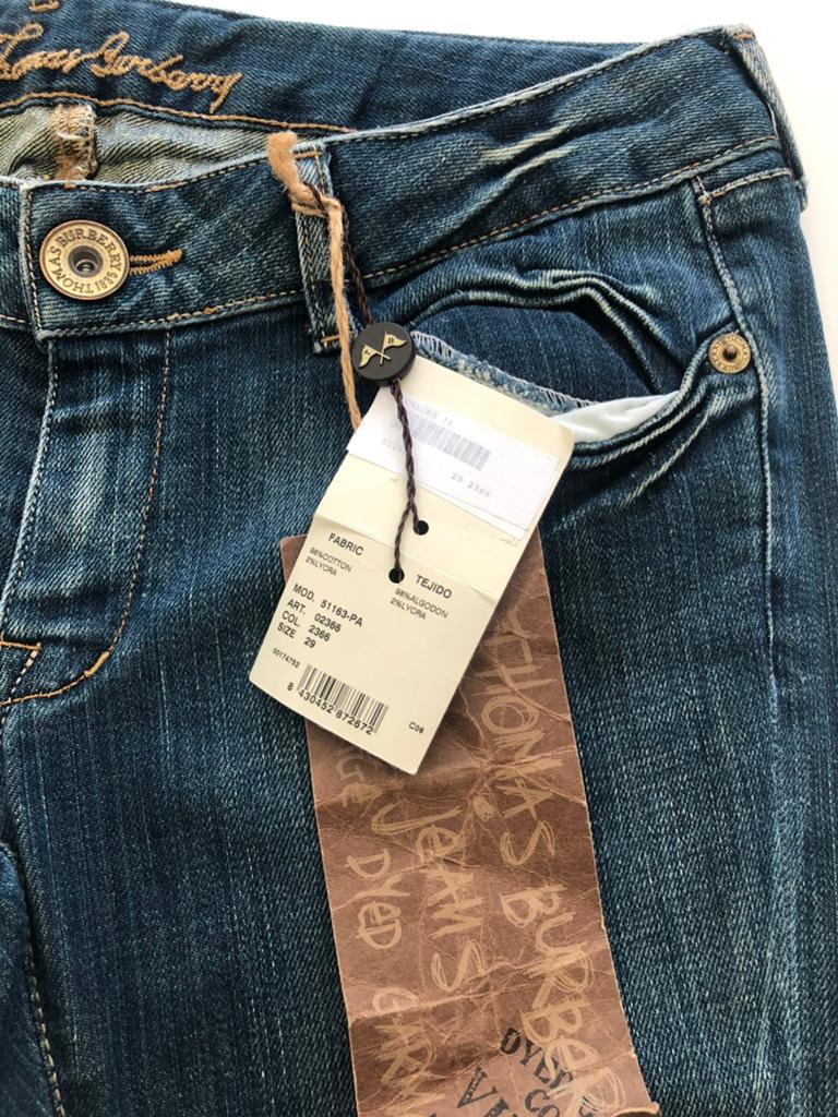 Te koop: nieuwe spijkerbroek, Burberry, maat 29, Ophalen of Verzenden, Zo goed als nieuw, Blauw, Lang