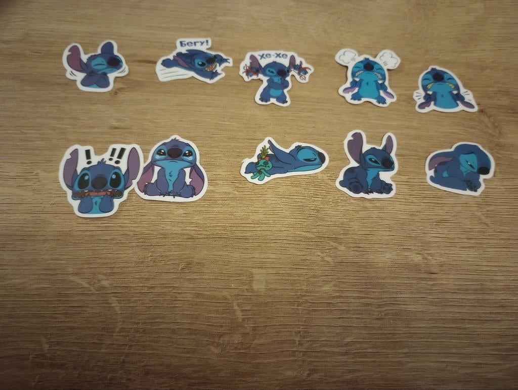10 verschillende Stitch stickers, Ophalen of Verzenden, Nieuw, Meerdere stickers
