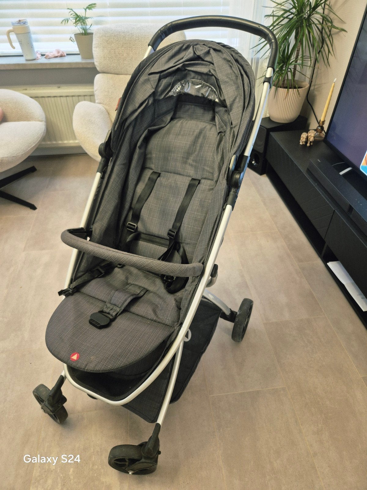 buggy, Ophalen, Zo goed als nieuw, Regenhoes