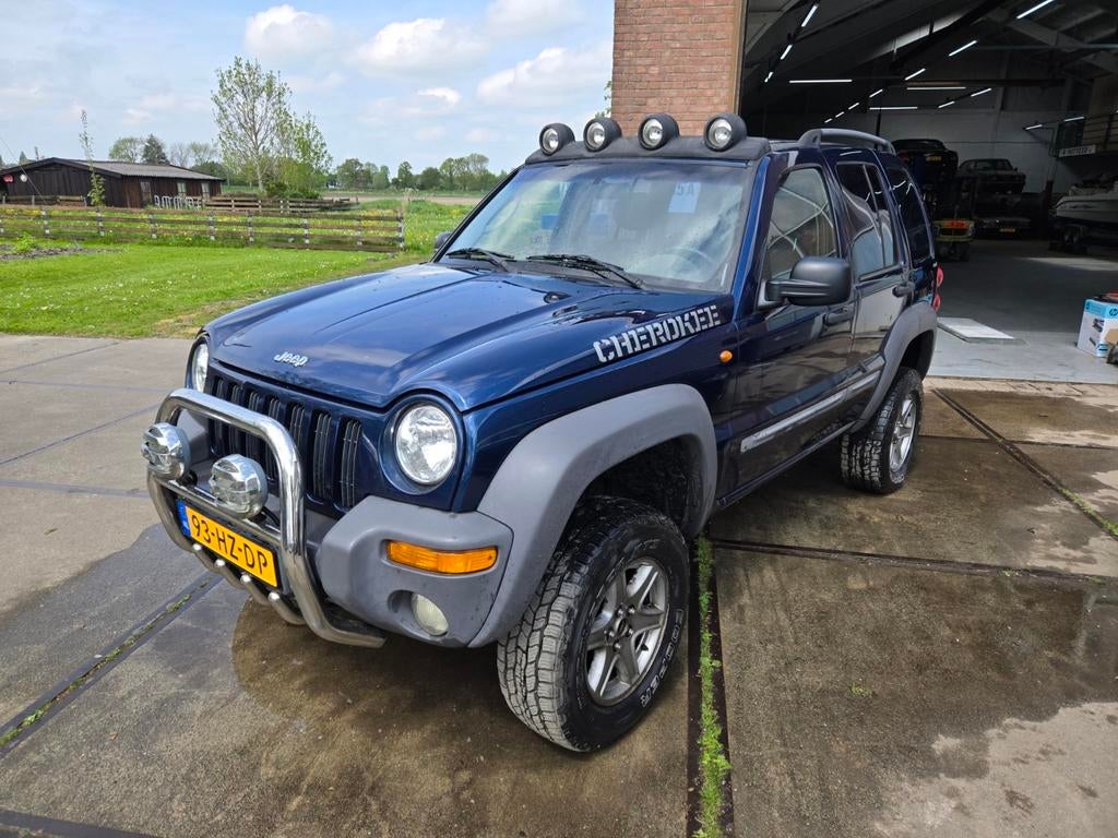Jeep Cherokee 3.7 V6 AUT 2002 Blauw, Automaat, 3700 cc, Blauw, 1878 kg