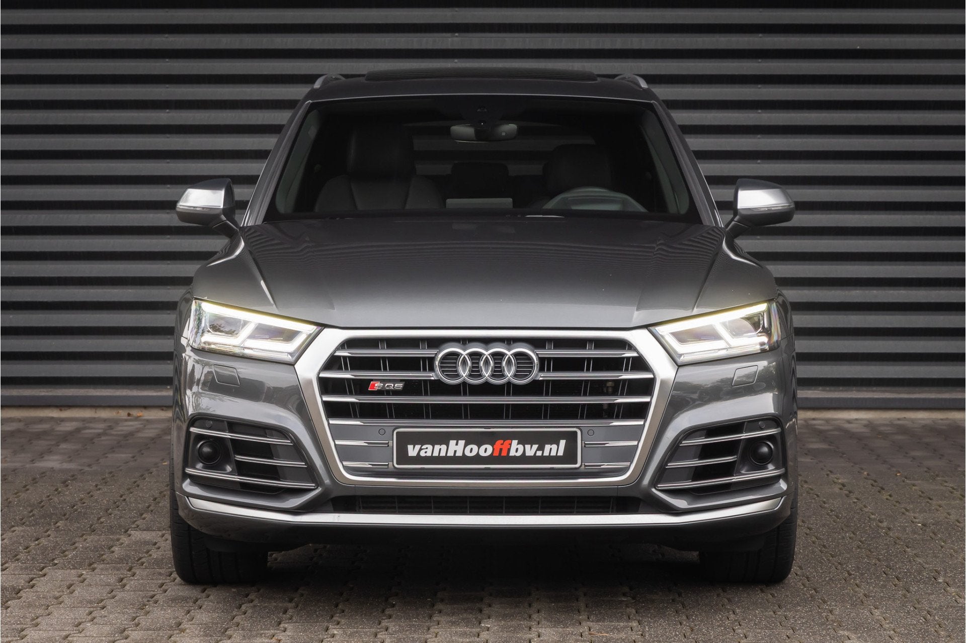 Audi SQ5 3.0 TFSI quattro Luchtvering - B&O - Head-up - Stan, Dealer onderhouden, Gebruikt, 2995 cc, Leder