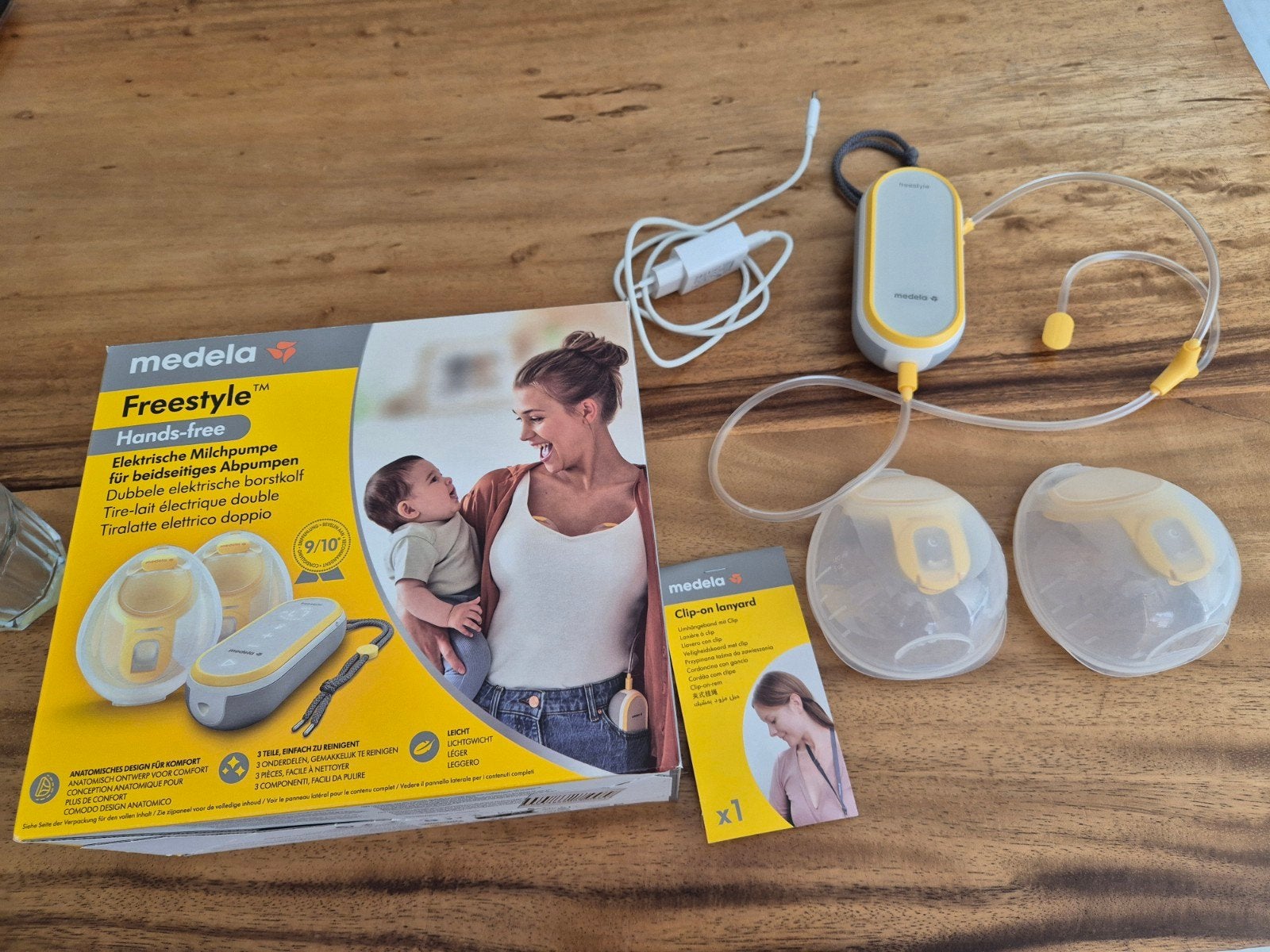 Medela Freestyle Hands-free dubbele elektrische borstkolf, Ophalen, Zo goed als nieuw