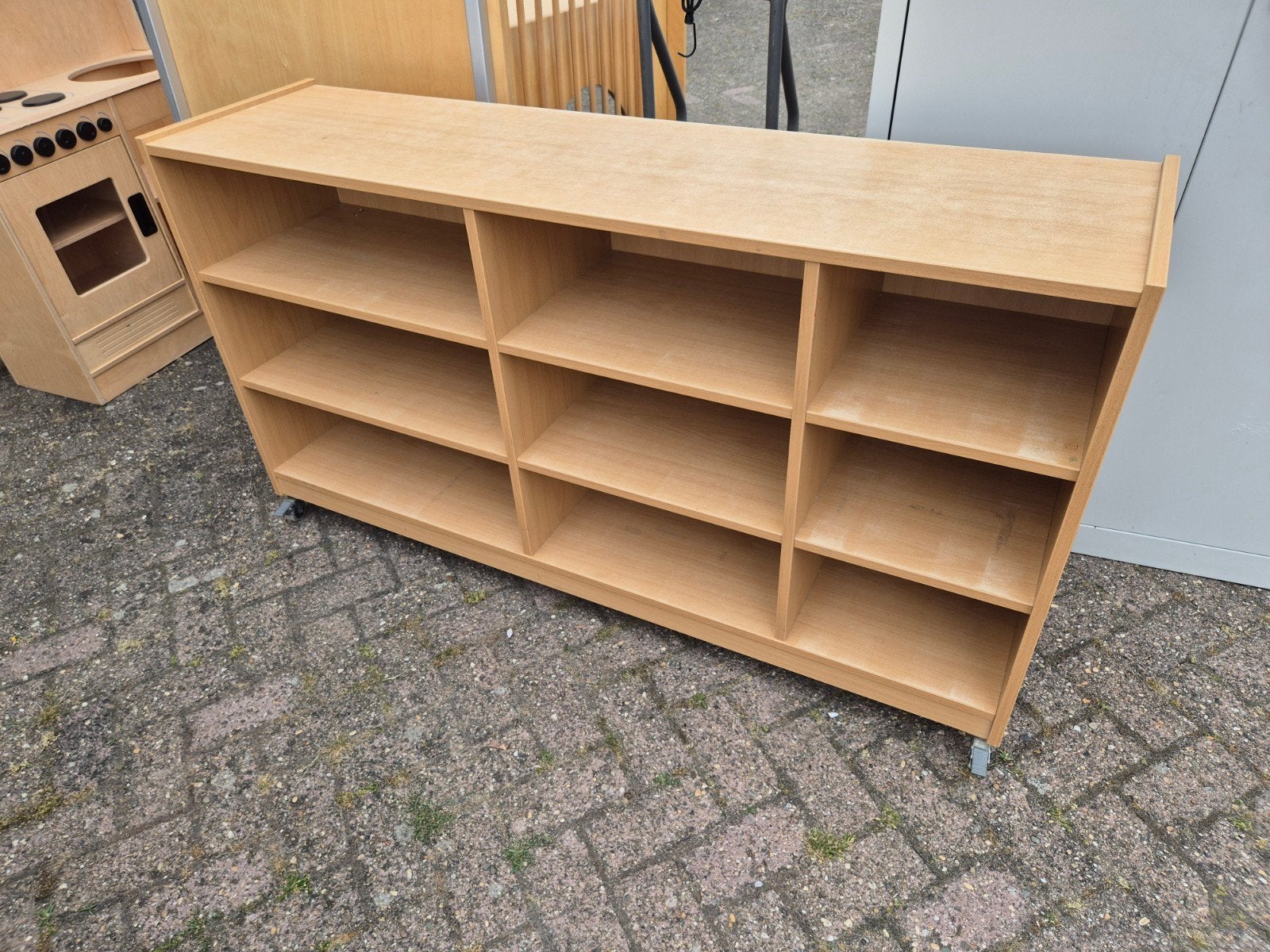 Houten opbergkast met wielen - 160x80x40 cm, Ophalen, Met plank(en), Gebruikt, 150 tot 200 cm
