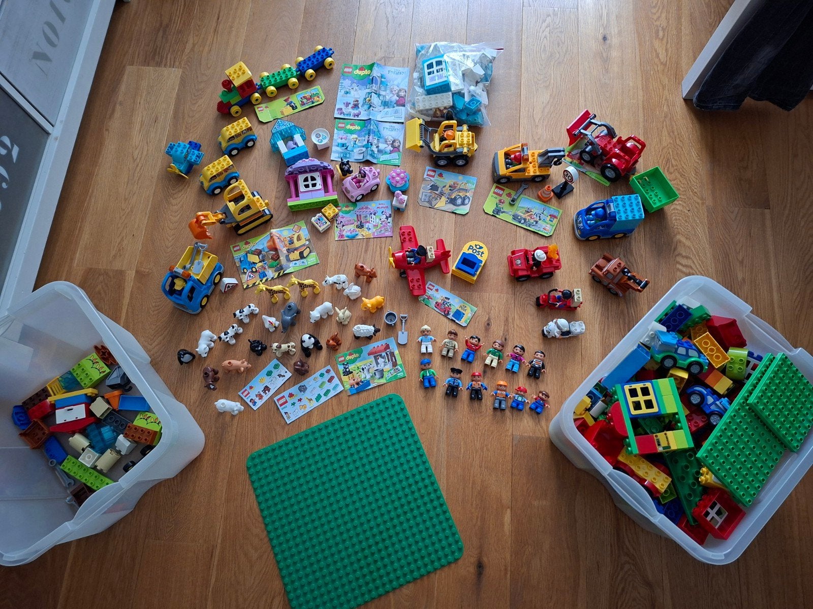 Grote partij Lego Duplo compleet met boekjes in nieuwstaat, Inclusief accessoires, Overige thema's, Nieuw, Ophalen of Verzenden