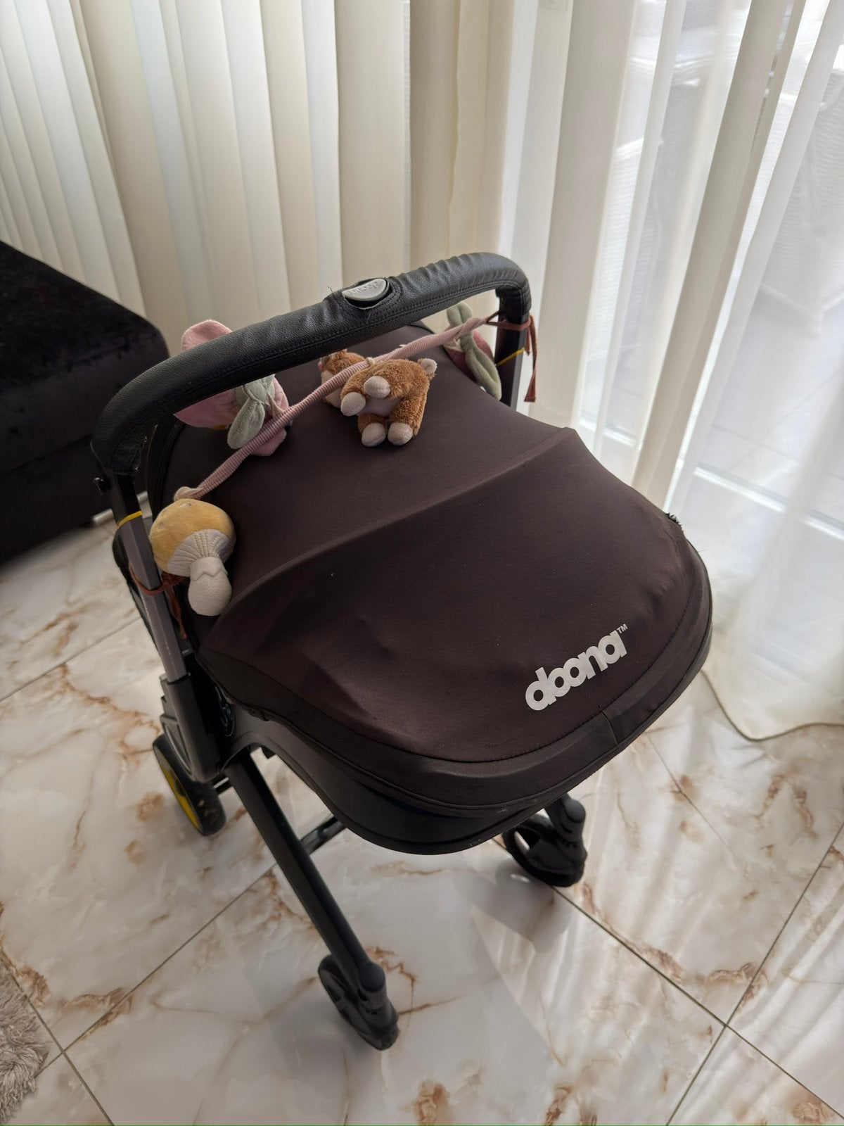 Doona Autostoel/Buggy 2-in-1 - Nitro Black Kinderwagen, Ophalen, Gebruikt, Overige merken, Zonnekap