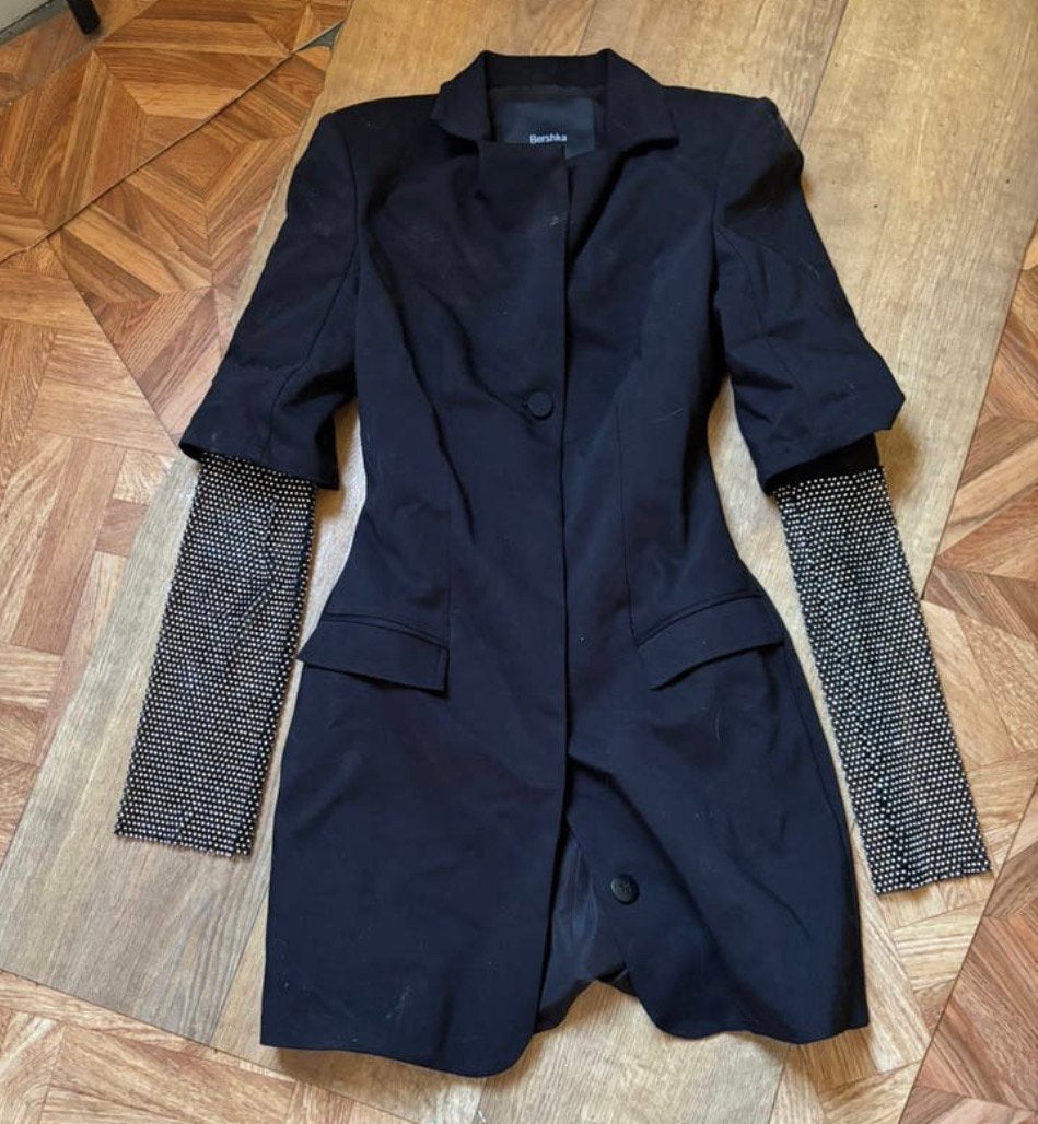 Bershka zwart jasje met strass mouw, Ophalen of Verzenden, Zo goed als nieuw, Zwart