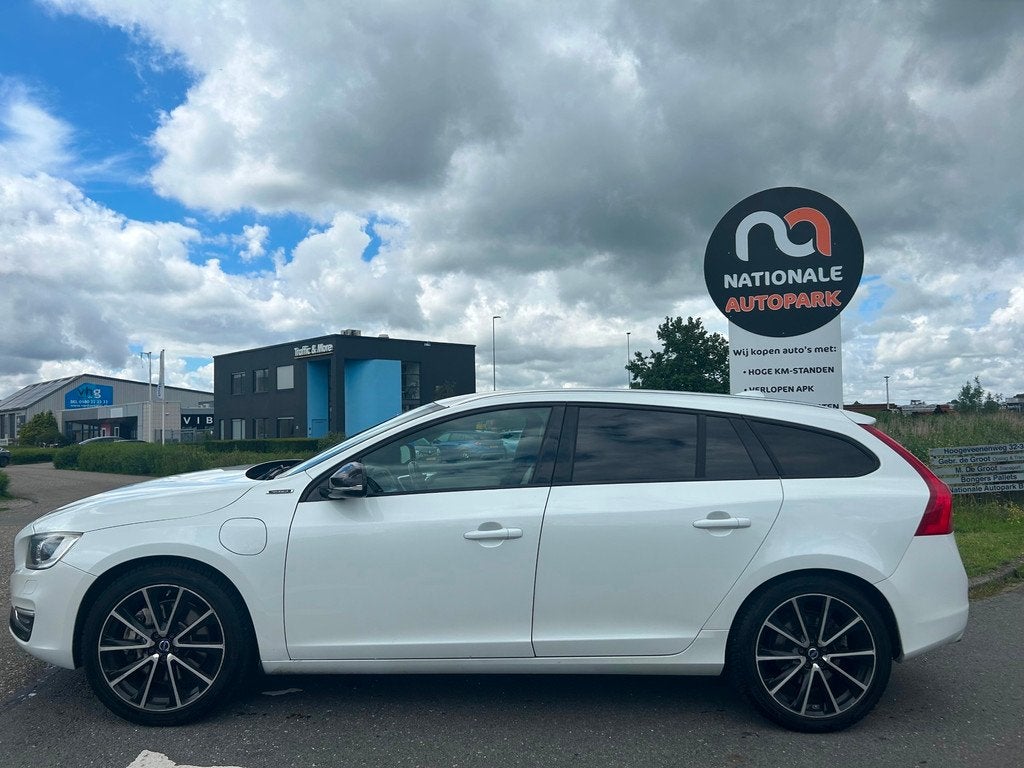 Volvo V60 | 2015 | 2.4 D5 Twin Engine Special Edition | Auto, Automaat, Euro 6, Vierwielaandrijving, 210 min