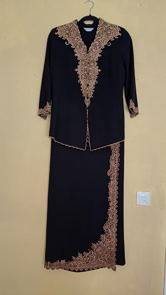 Indonesisch Design Sarong en kebaya set mt 42, Overige typen, Zwart, Maat 42/44 (L), Ophalen of Verzenden