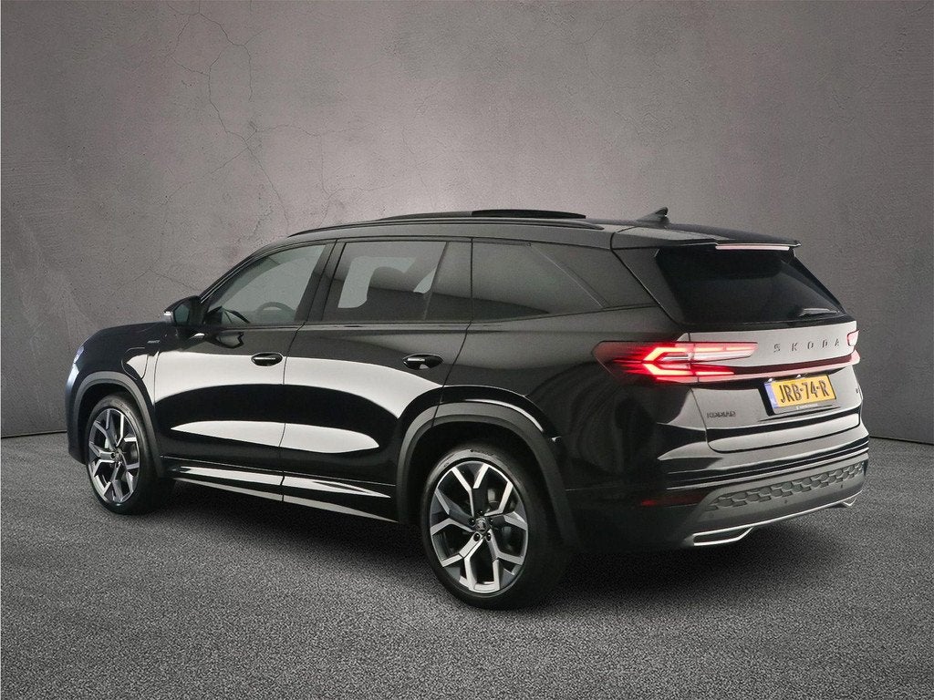 Skoda Kodiaq Sportline Business 1.5 TSI PHEV 204pk DSG Autom, Auto's, Skoda, Euro 6, 4 cilinders, Verblindingsvrij grootlicht