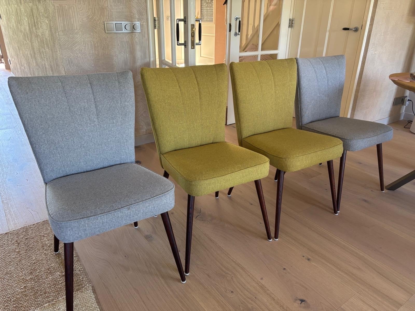 Set van 4 gestoffeerde eetkamerstoelen, grijs en groen, Huis en Inrichting, Ophalen, Zo goed als nieuw, Vier, Stof