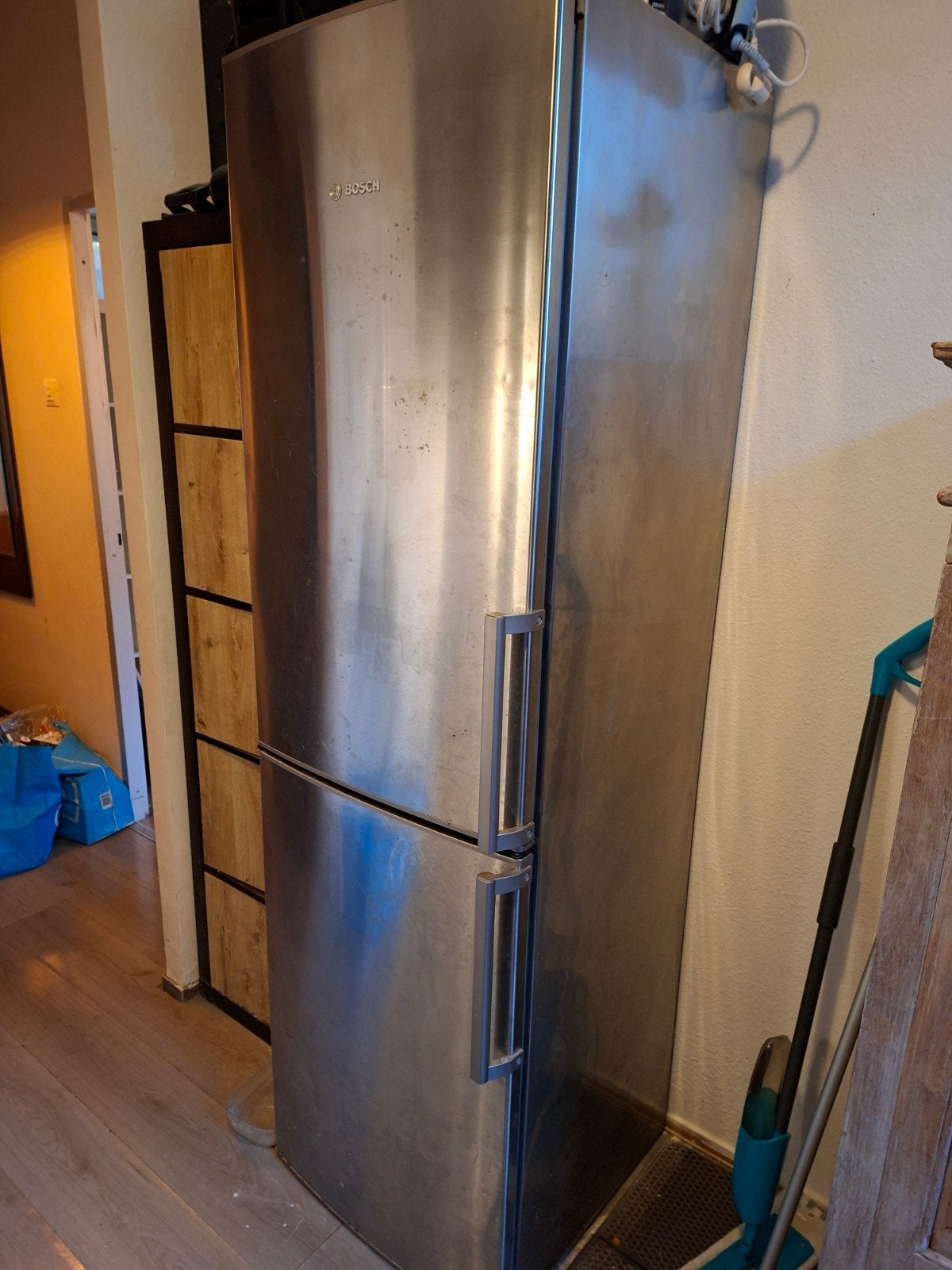 Bosch Koelkast met aparte vriezer - RVS, Ophalen, Gebruikt, 200 liter of meer, 60 cm of meer