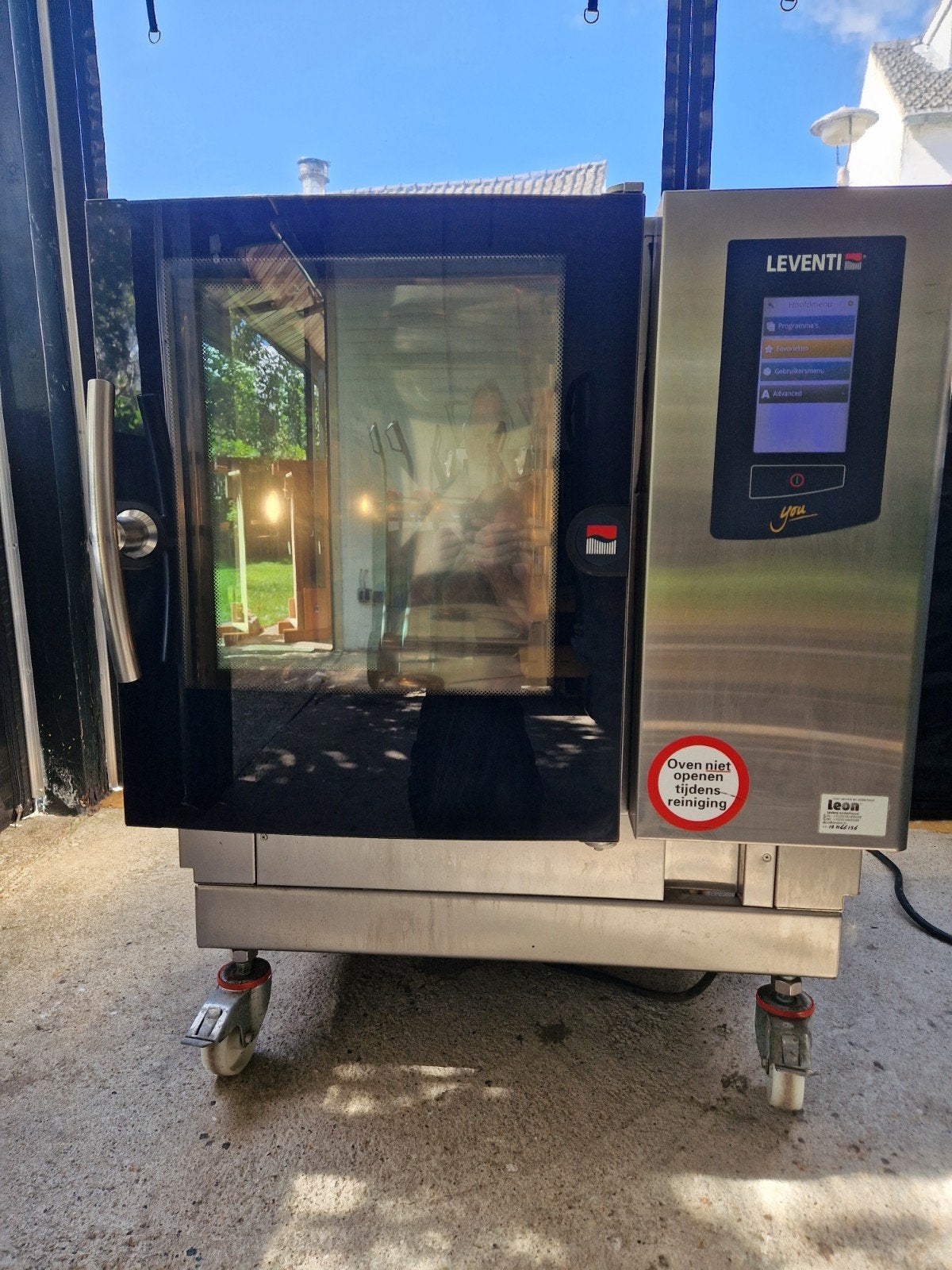leventi, Ophalen, Horeca-oven, 60 cm of meer, Zo goed als nieuw