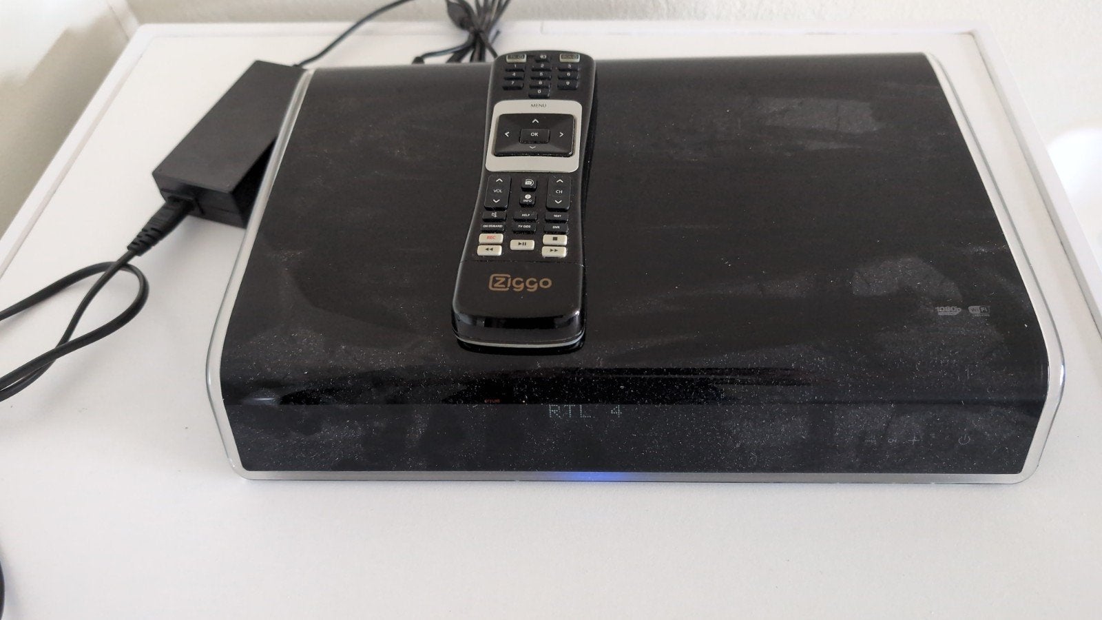 Ziggo Mediabox XL met afstandsbediening, Ophalen of Verzenden, Gebruikt, Harddiskrecorder