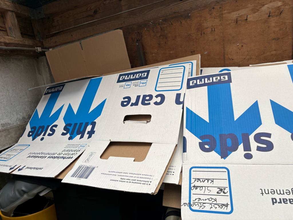 Ongeveer 20 gebruikte verhuisdozen van Gamma, Ophalen, 40 tot 60 cm, Opvouwbaar, 50 tot 75 cm